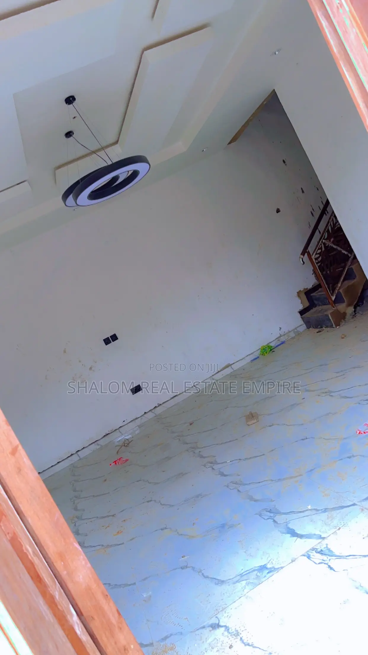 4bdrm Duplex in Olowoora, Kosofe / Kosofe for sale in Kosofe / Kosofe