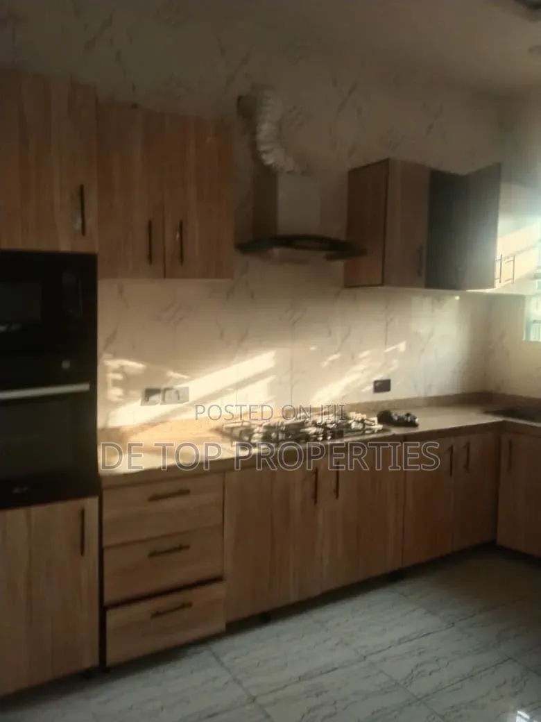 4bdrm Duplex in Ajah, Lekki Phase 1 for rent in Lekki Phase 1