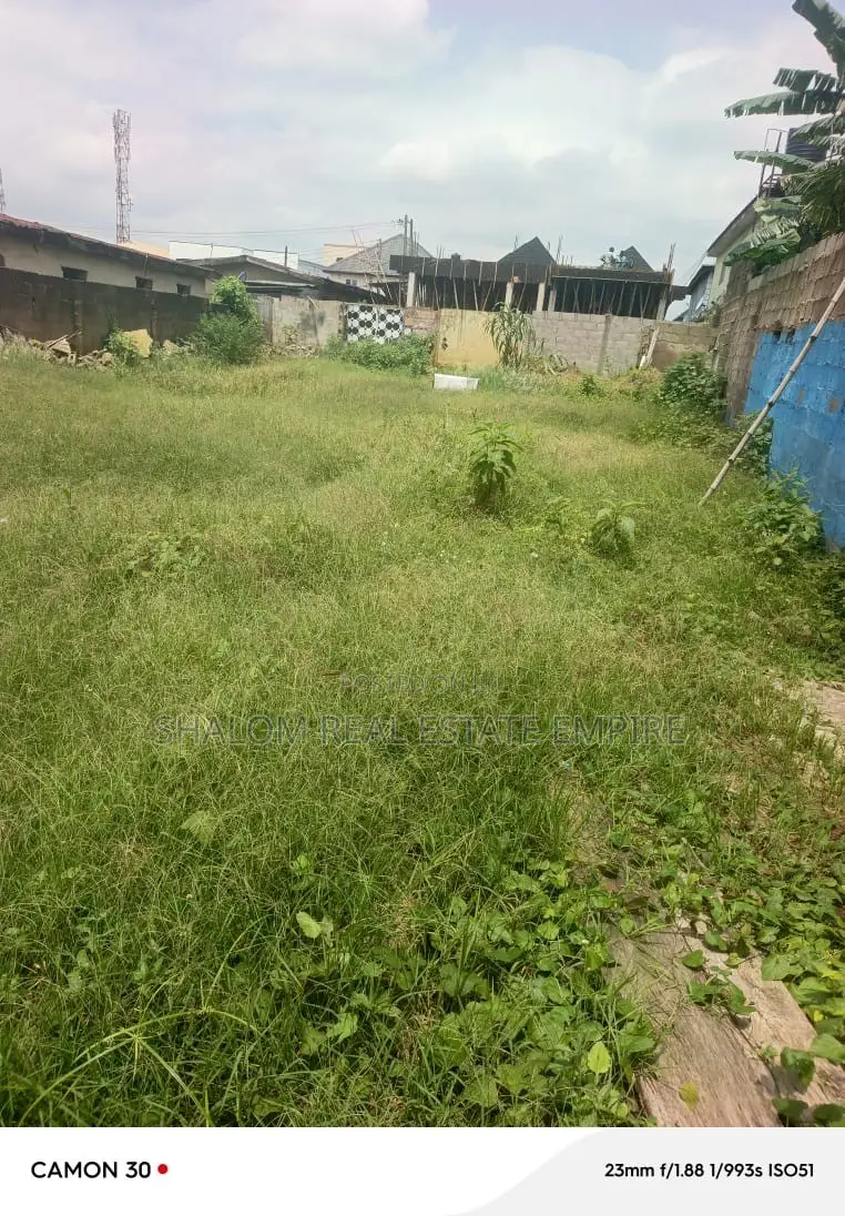 For Sale:470sqm of Land in Olowoira Omole Phase2 Extension Lagos in Kosofe / Kosofe