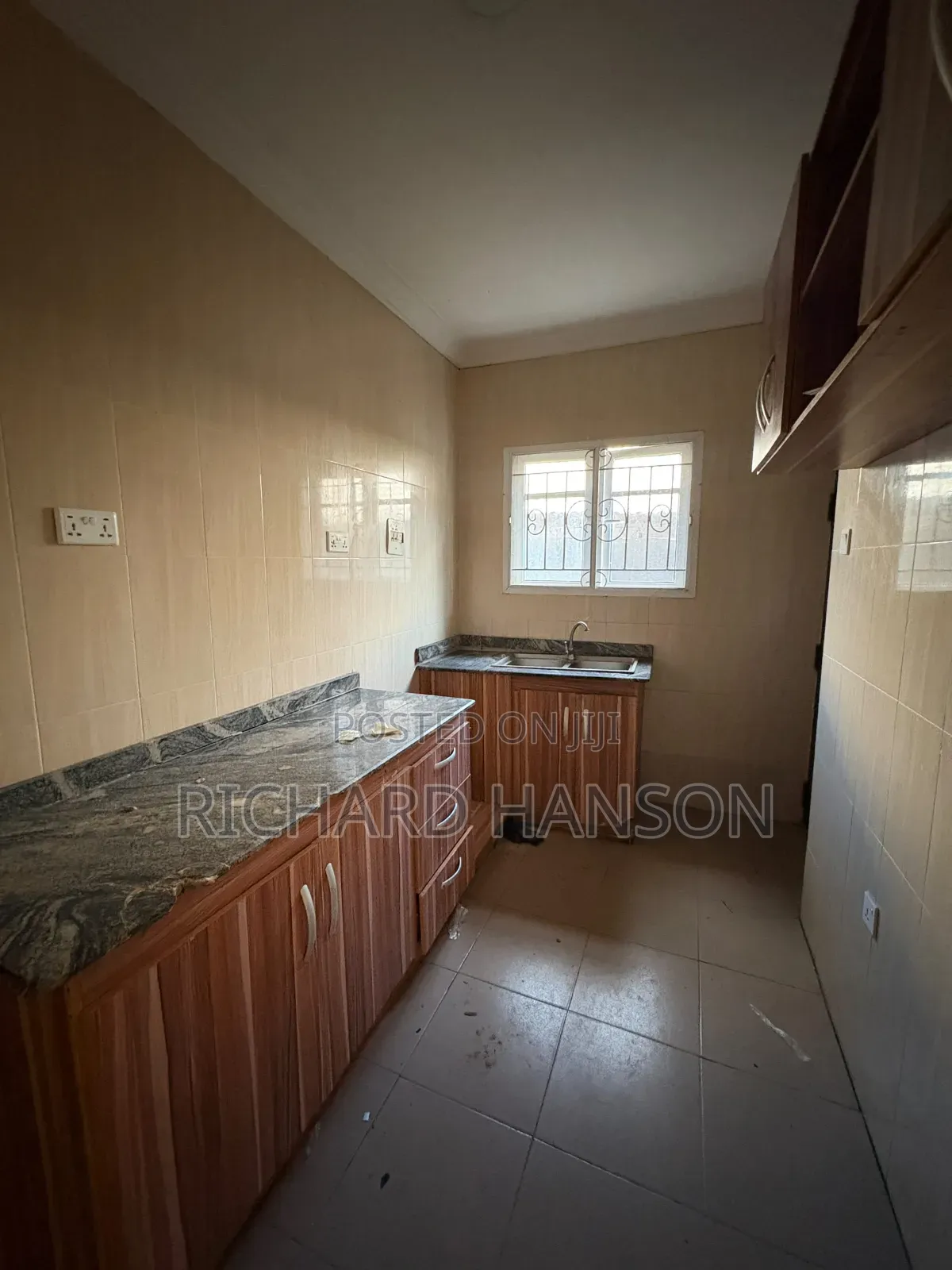 2bdrm Apartment in New Road, Awoyaya for rent in Awoyaya