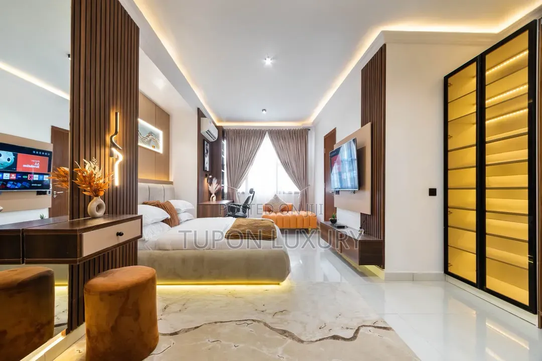 Luxury 2bedroom Maisonette With Ps5 and Snooker in Lekki Phase 1