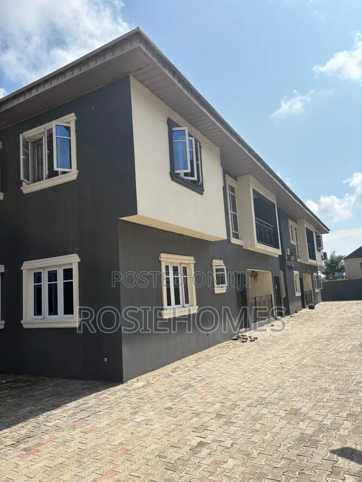 2bdrm Block of Flats in Awoyaya for rent in Awoyaya