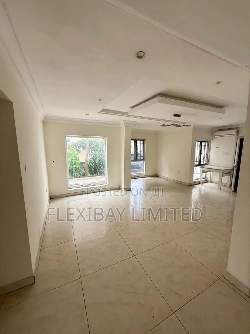 2bdrm Apartment in Lekki Phase 1 for rent in Lekki Phase 1