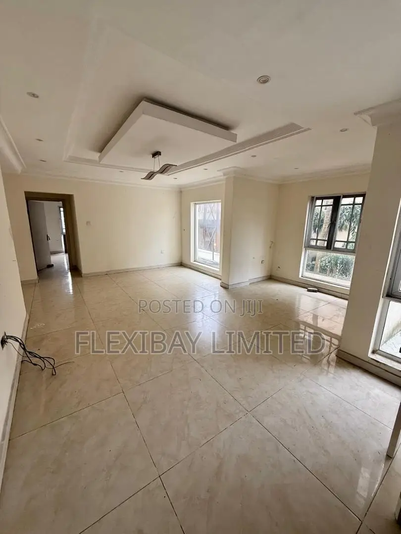 2bdrm Apartment in Lekki Phase 1 for rent in Lekki Phase 1