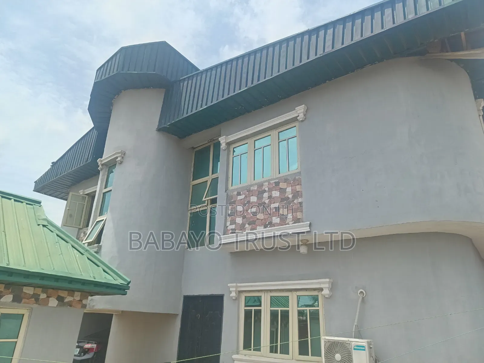 18bdrm Block of Flats in Ikota for sale in Ikota