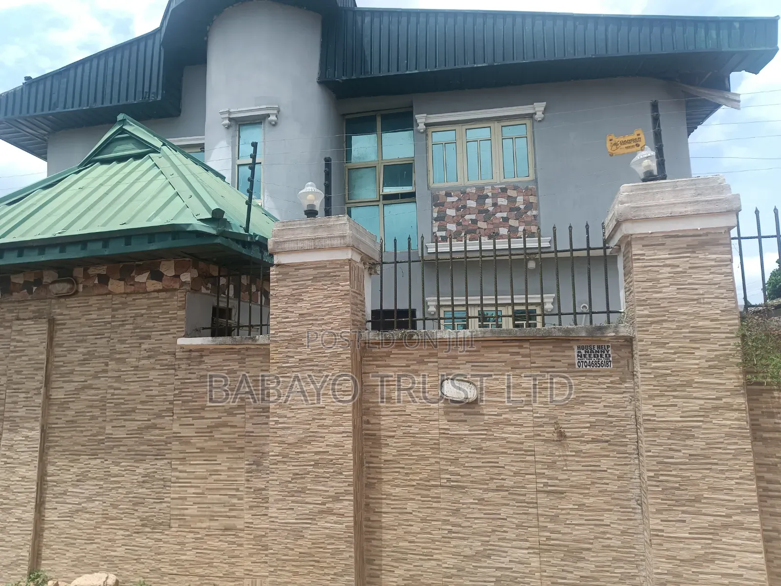 18bdrm Block of Flats in Ikota for sale in Ikota