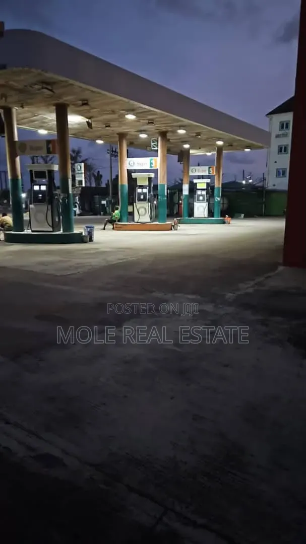 1200sqm (2 Plots) Funt. Filling Station Leki Epe Way in Lekki Expressway