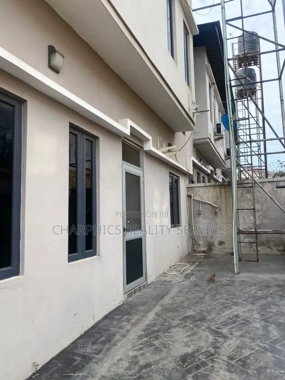 4bdrm Duplex in GRA Phase 1 for rent in GRA Phase 1