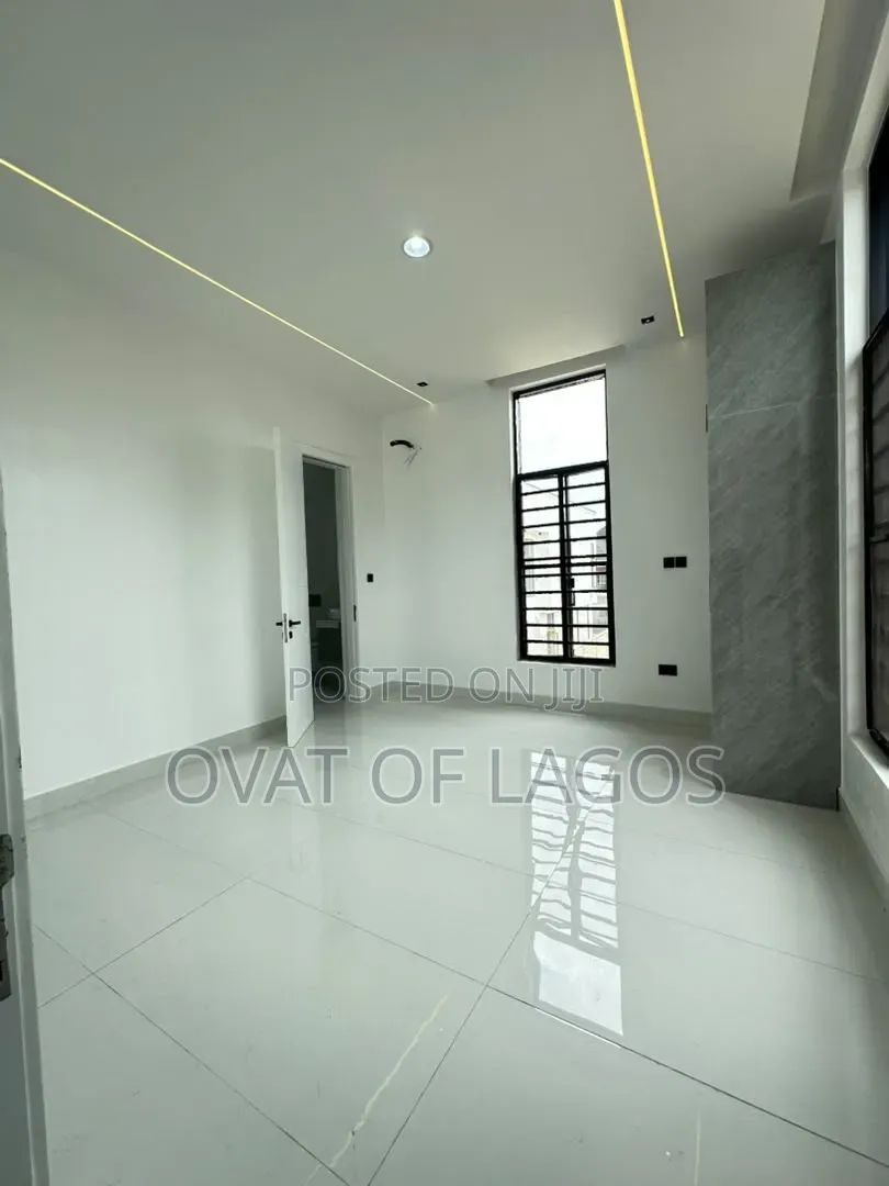 5bdrm Duplex in Orchid, Lekki Expressway for sale in Lekki Expressway