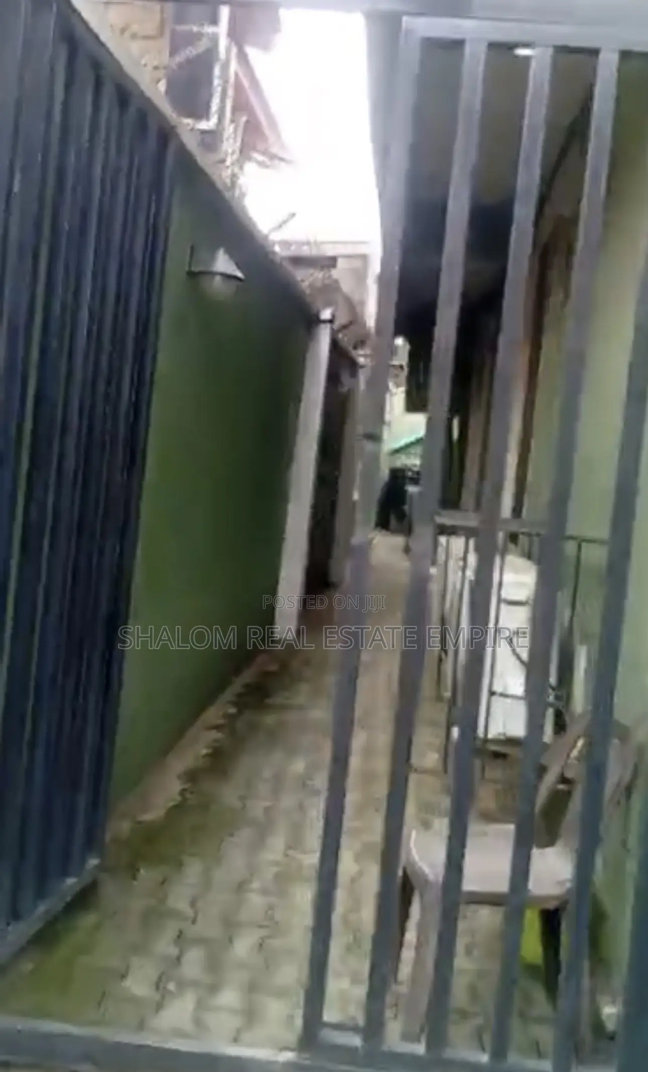 Plaza on 270 SQM of Land at Olowoira Berger Lagos in Kosofe / Kosofe
