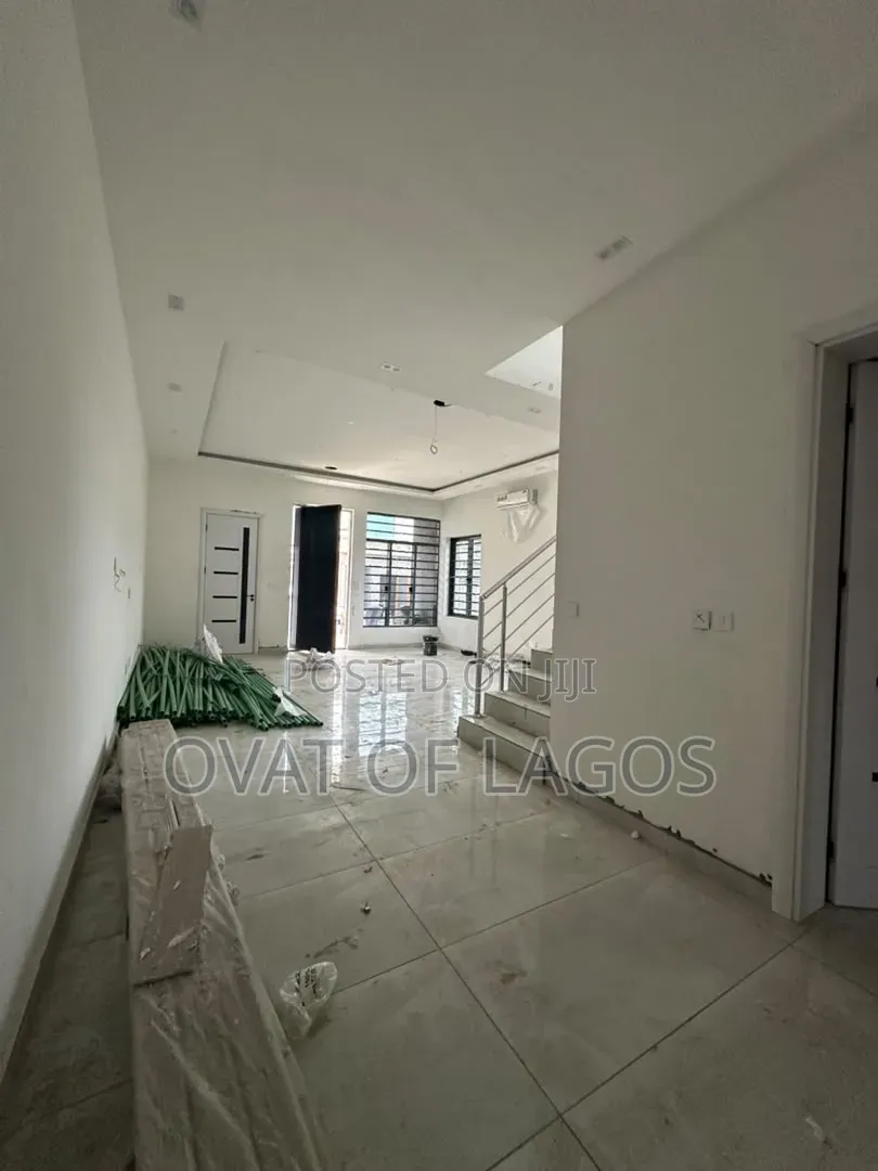 4bdrm Duplex in Victoria Island for sale in Victoria Island Extension