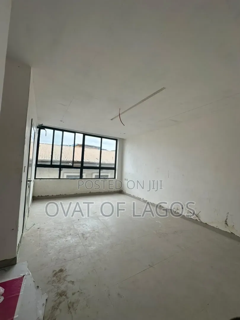 2bdrm Apartment in Victoria Island for sale in Victoria Island Extension