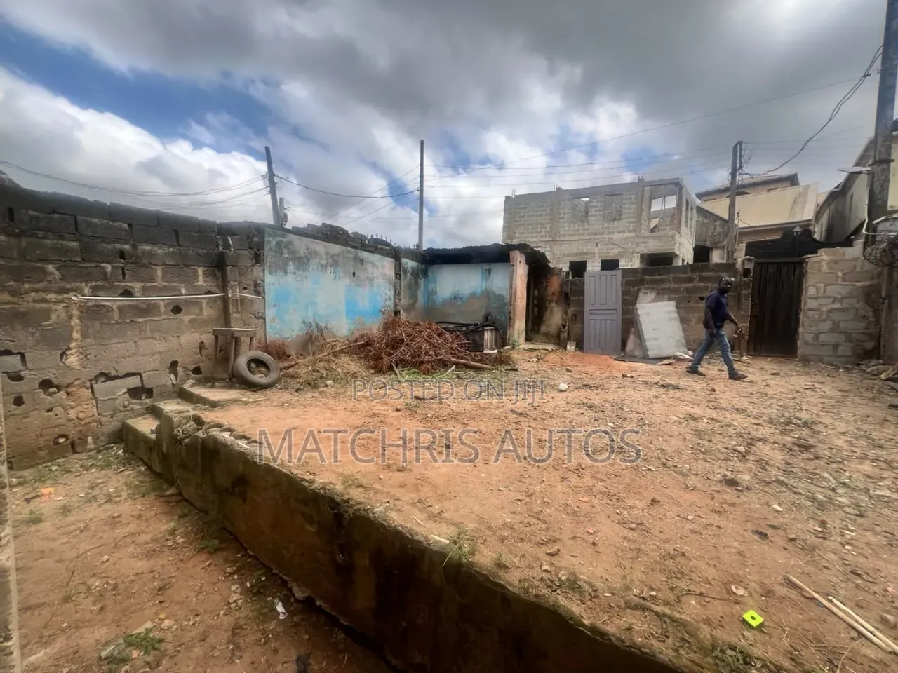 Ucompleted House for Sale in Ifako-Ogba