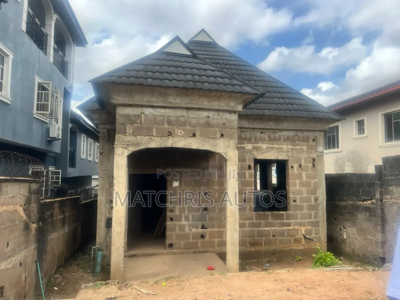 Ucompleted House for Sale in Ifako-Ogba
