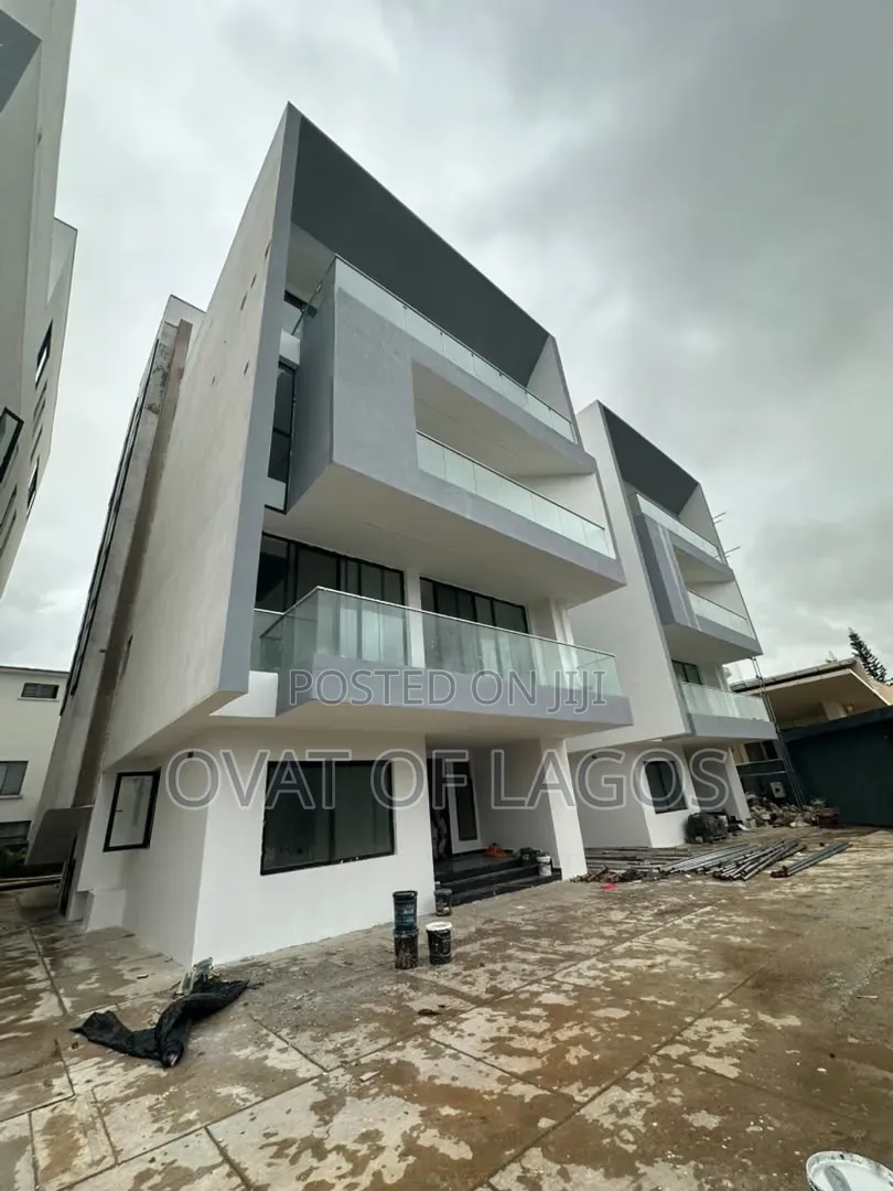 6bdrm Duplex in Ikoyi for sale in Old Ikoyi