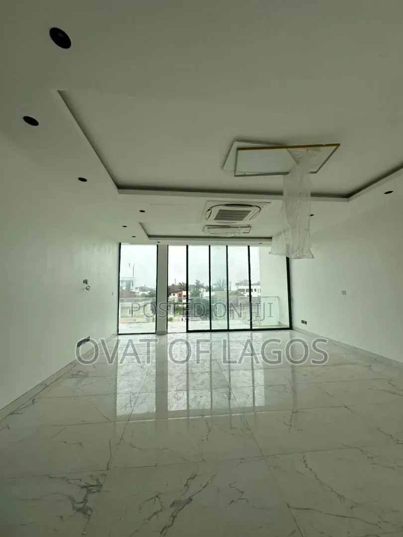 6bdrm Duplex in Ikoyi for sale in Old Ikoyi