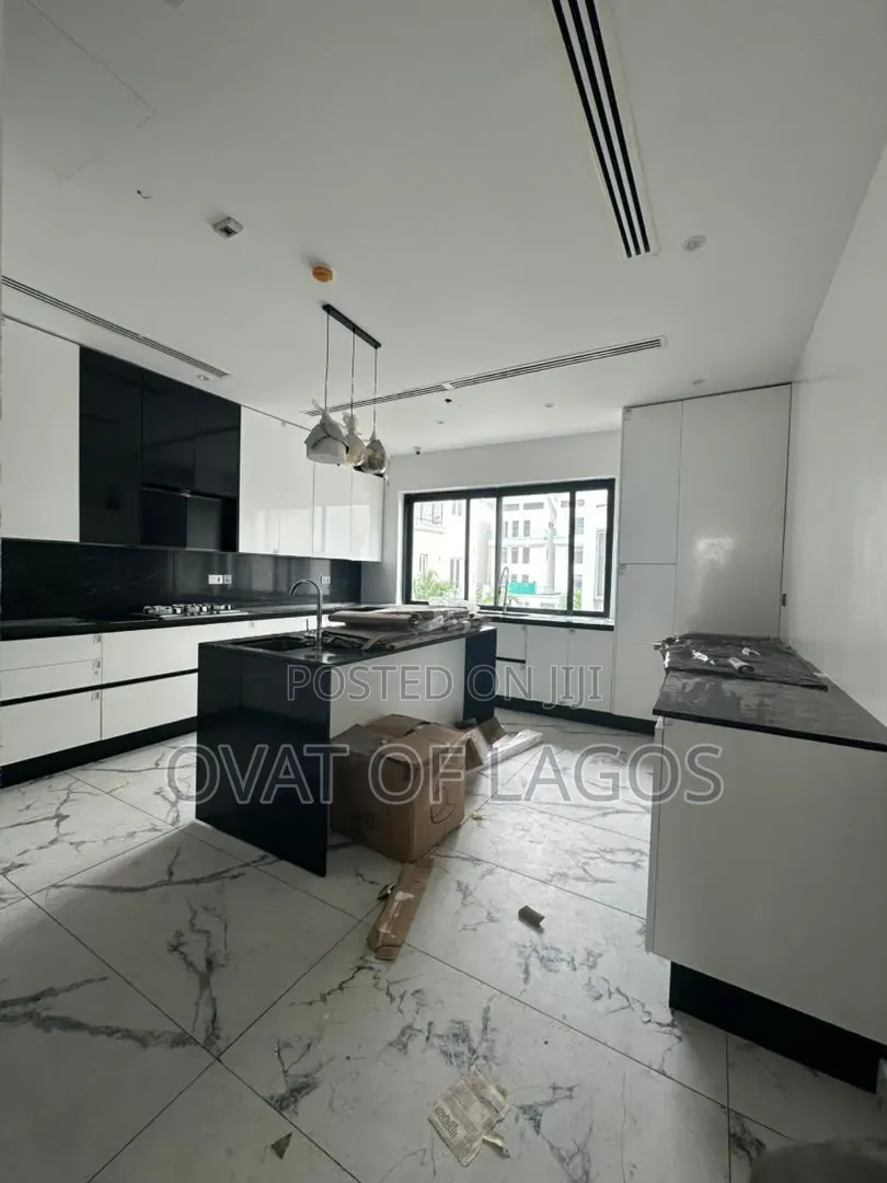 6bdrm Duplex in Ikoyi for sale in Old Ikoyi
