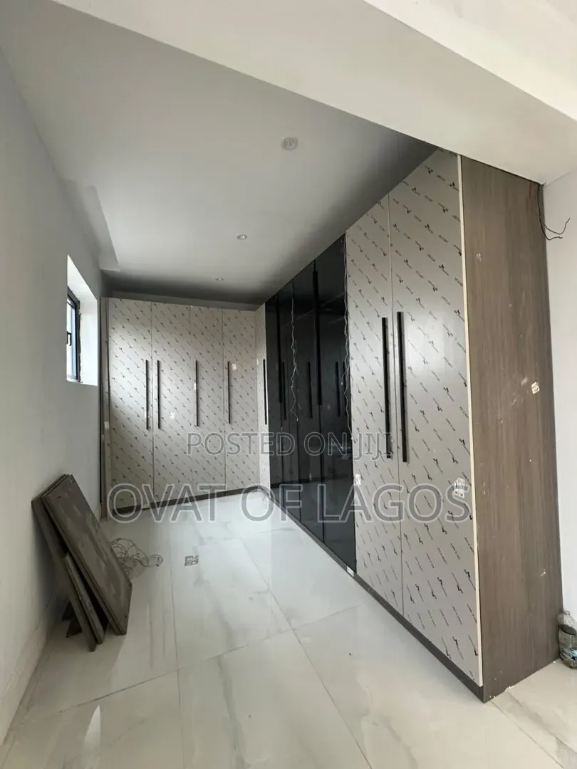 5bdrm Duplex in Ikoyi for sale in Old Ikoyi