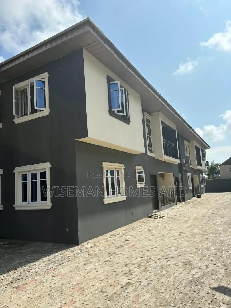 2bdrm Apartment in Awoyaya New Road for rent in Awoyaya