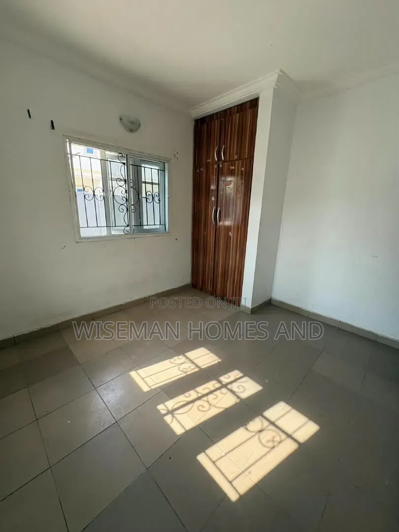 2bdrm Apartment in Awoyaya New Road for rent in Awoyaya