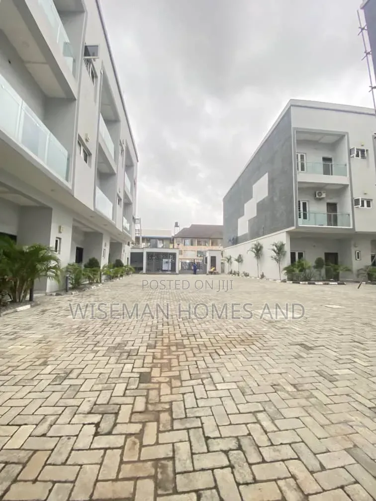Mini Flat in Harris Drive Vgc for rent in VGC / Ajah