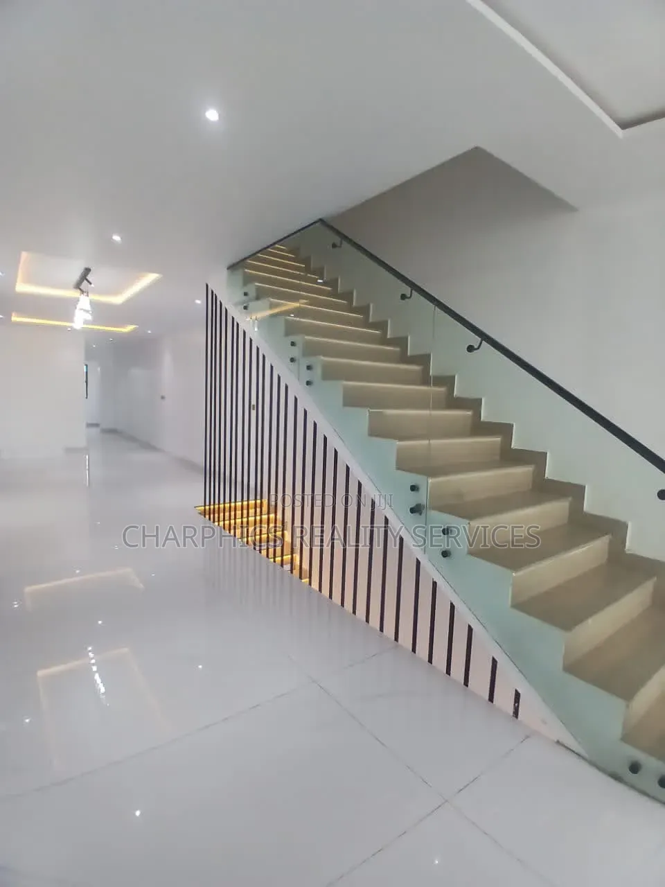 4bdrm Duplex in Ikate for sale in Ikate