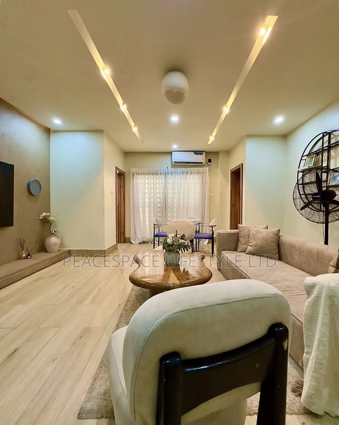 Luxurious 3 Bedroom Lekki With Swimming Pool in Lekki
