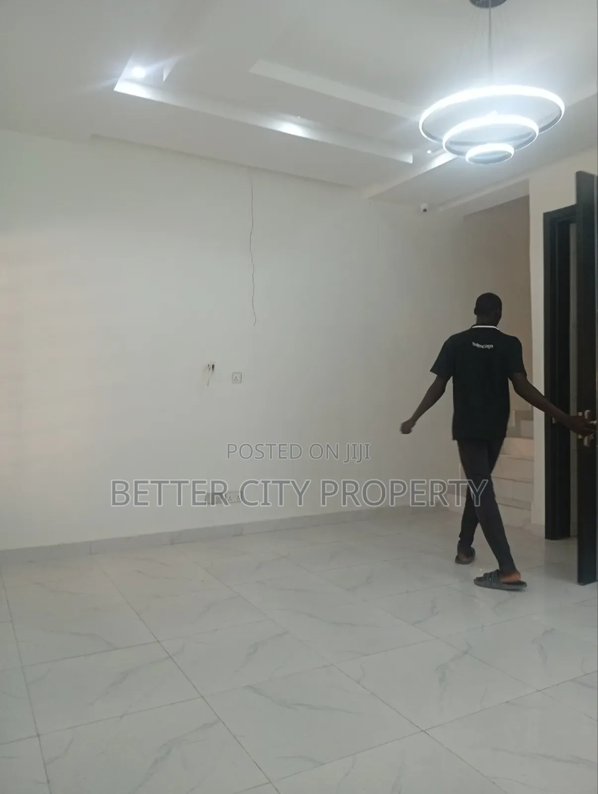 2bdrm Duplex in In Secured Estate At, Lafiaji for sale in Lafiaji