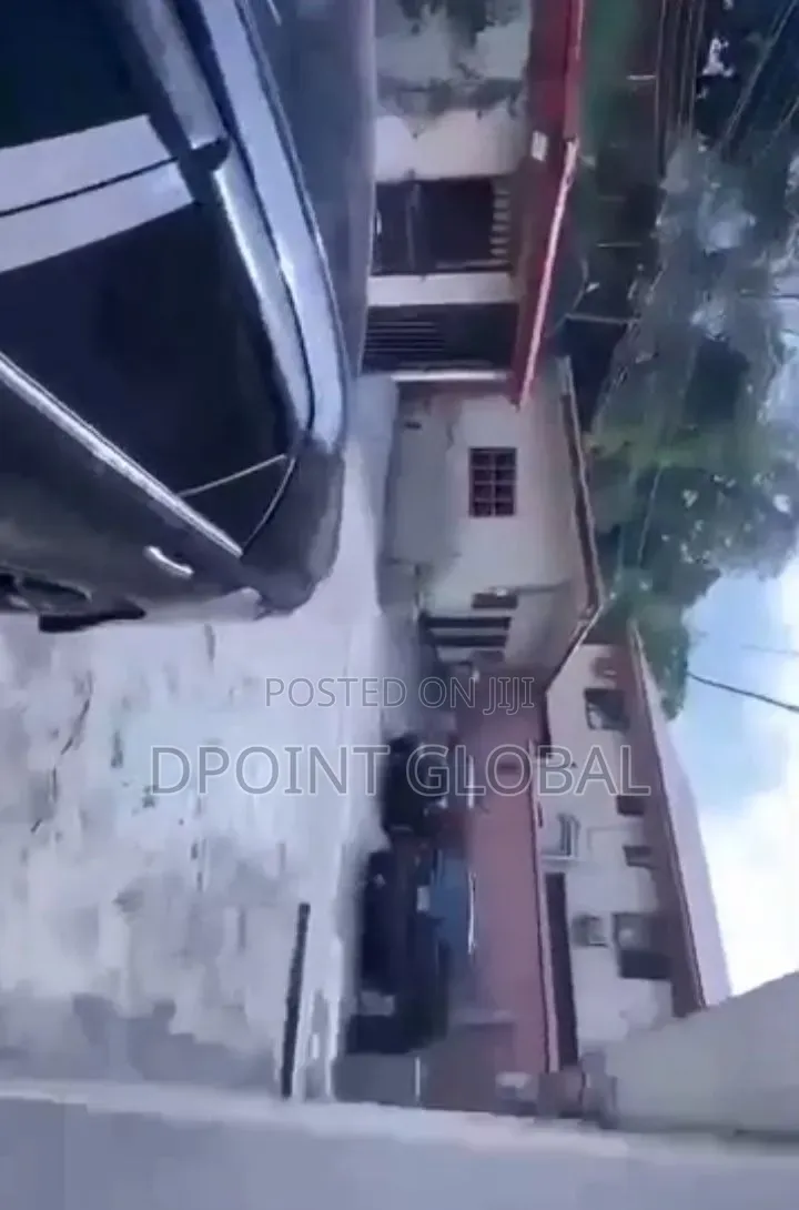 7bdrm Block of Flats in In Estate, Oregun for sale in Oregun
