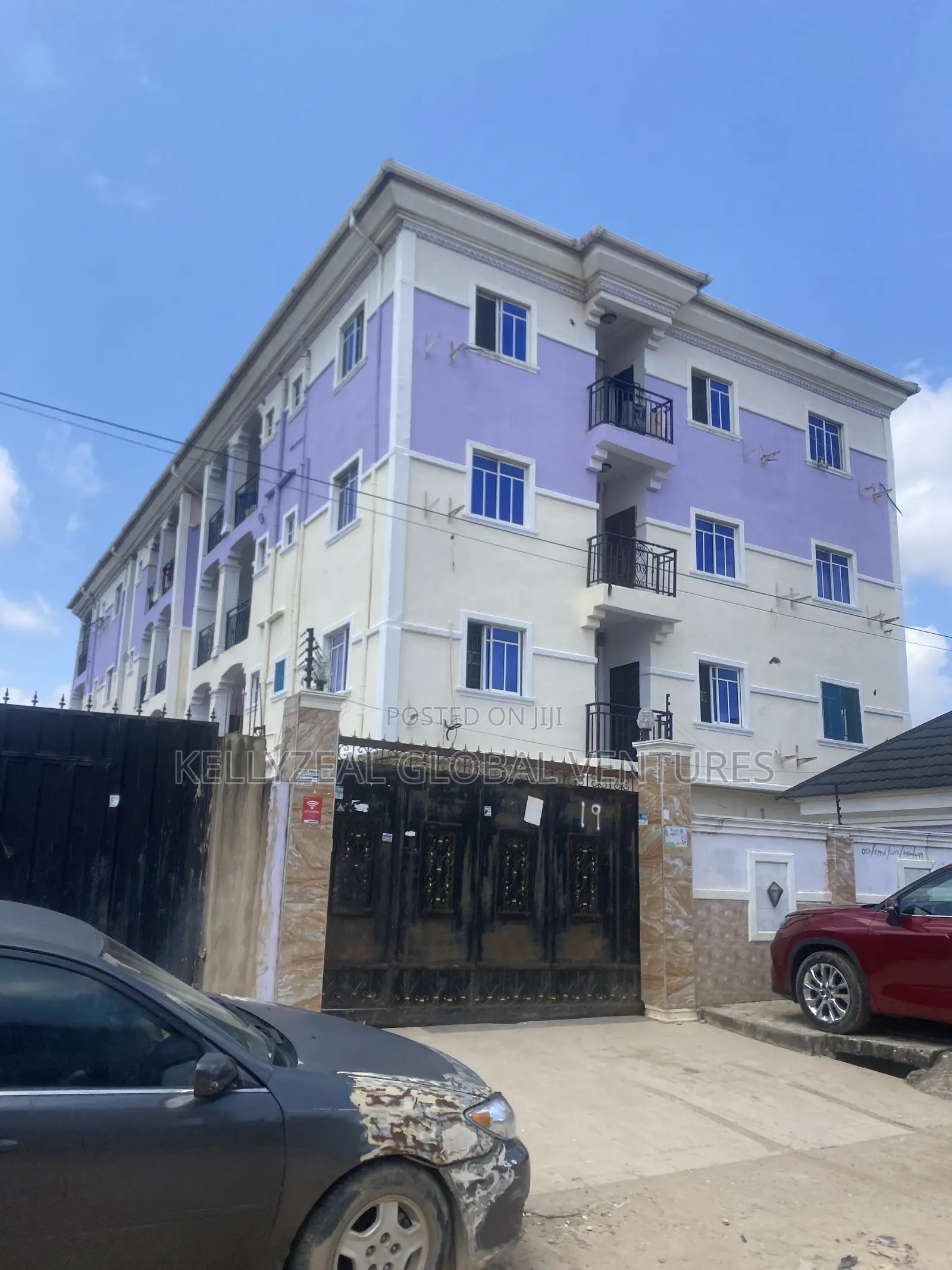 20bdrm Block of Flats in Peace Estate, Ago Palace for sale in Ago Palace
