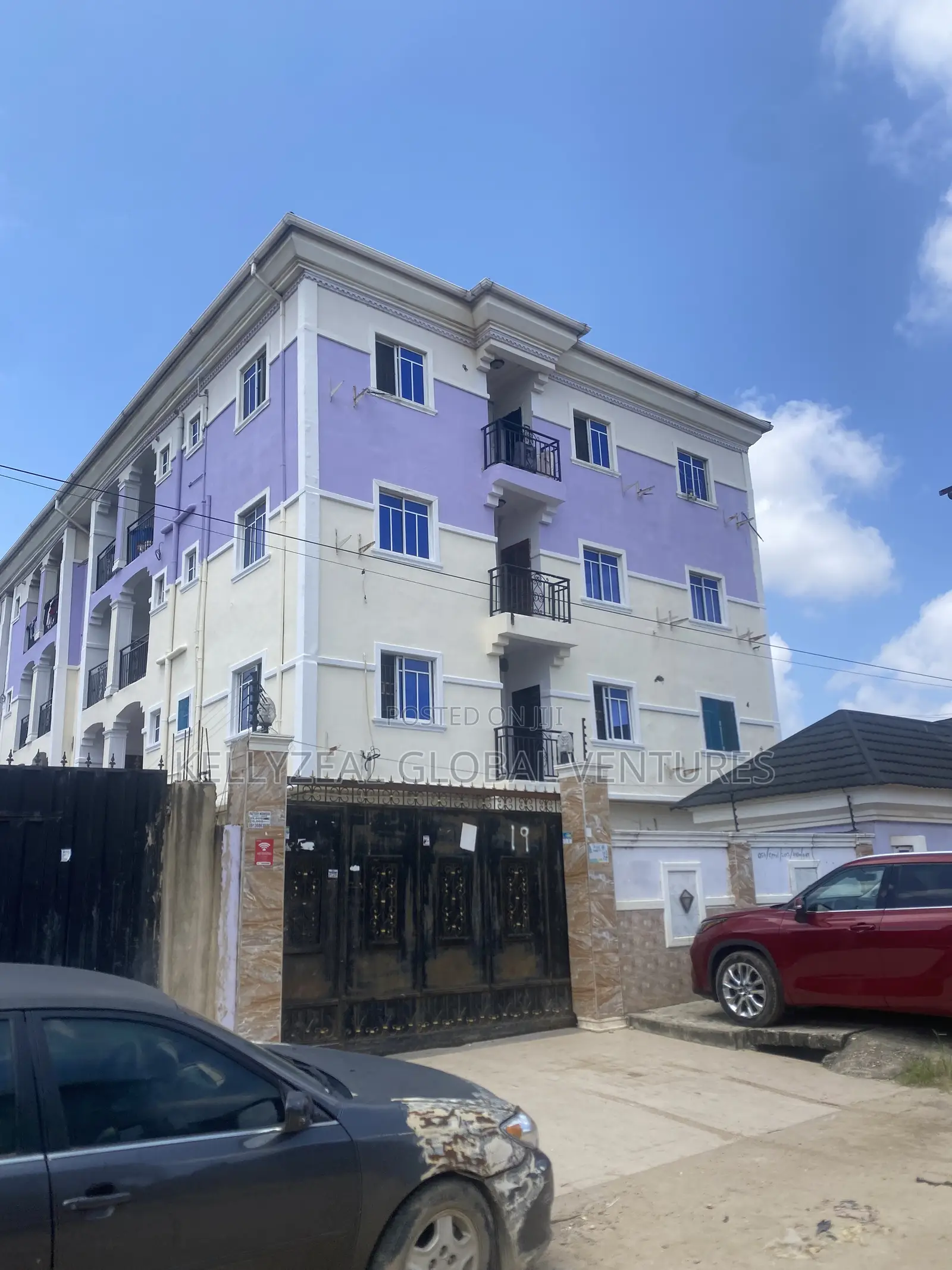 20bdrm Block of Flats in Peace Estate, Ago Palace for sale in Ago Palace