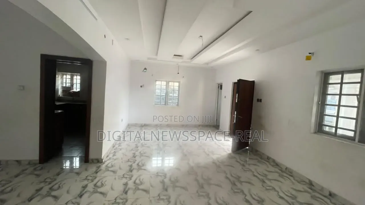 Furnished 2bdrm Apartment in Ogunfayo,, Awoyaya for rent in Awoyaya