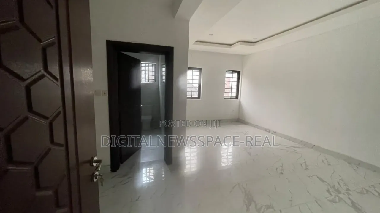 Furnished 3bdrm Penthouse in Sangotedo, Ajah for sale in Sangotedo