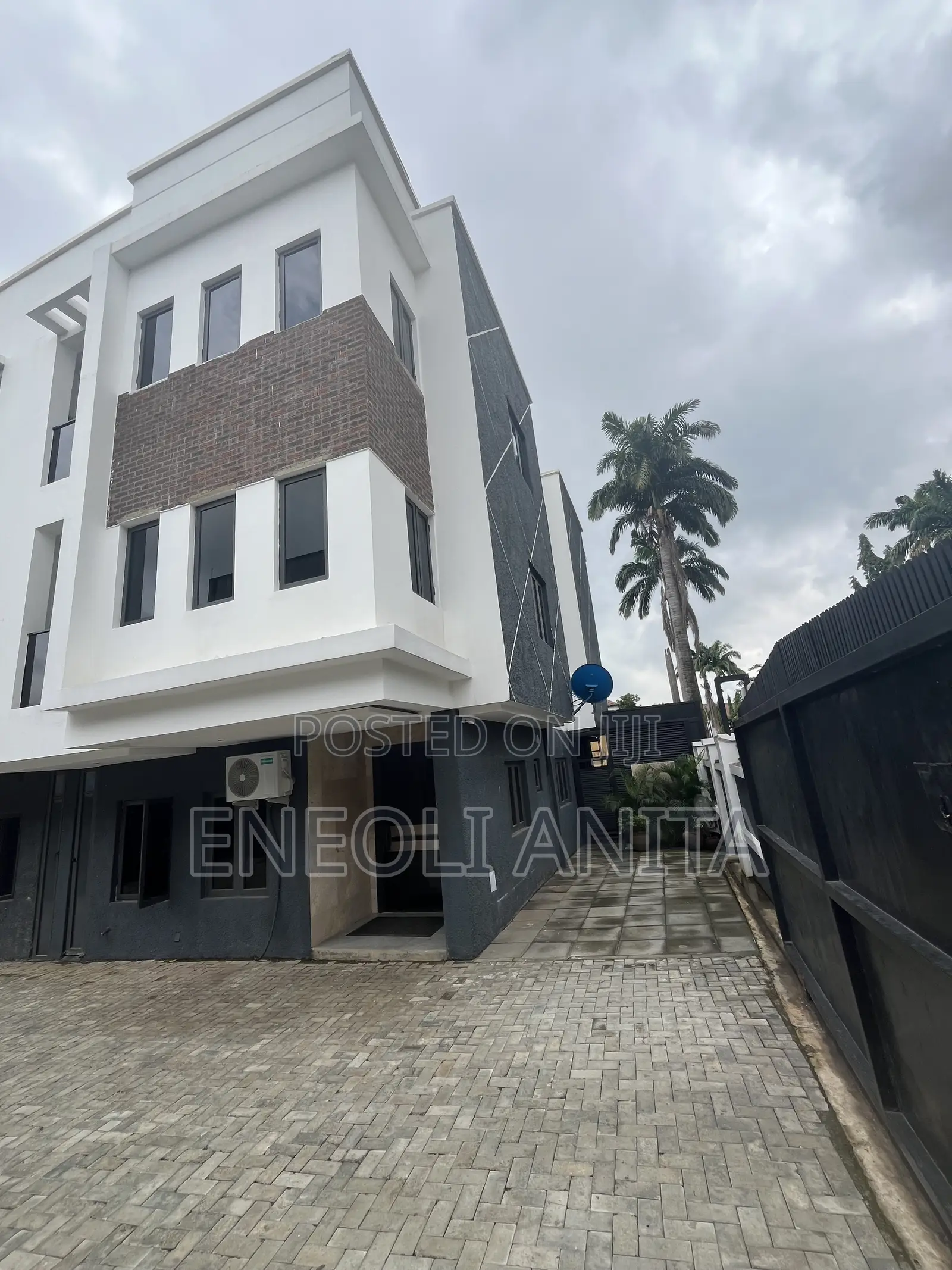 4bdrm Duplex in Wuse 2 for sale in Wuse 2