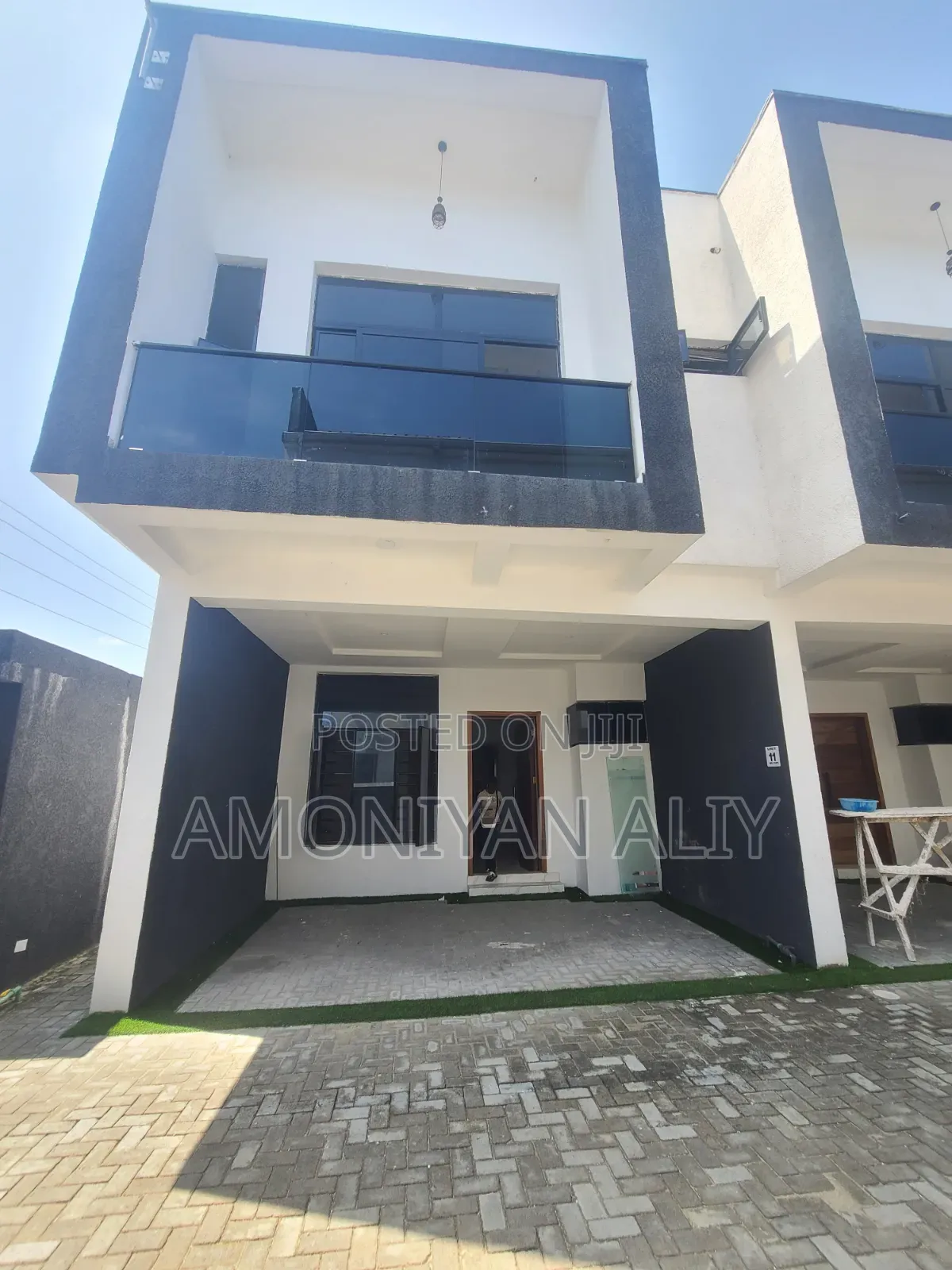 4bdrm Duplex in Ikota Gra for rent in Ikota