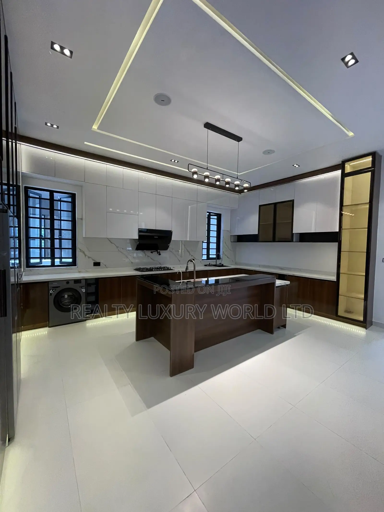 Furnished 5bdrm Duplex in Ilaje / Lekki for sale in Ilaje / Lekki