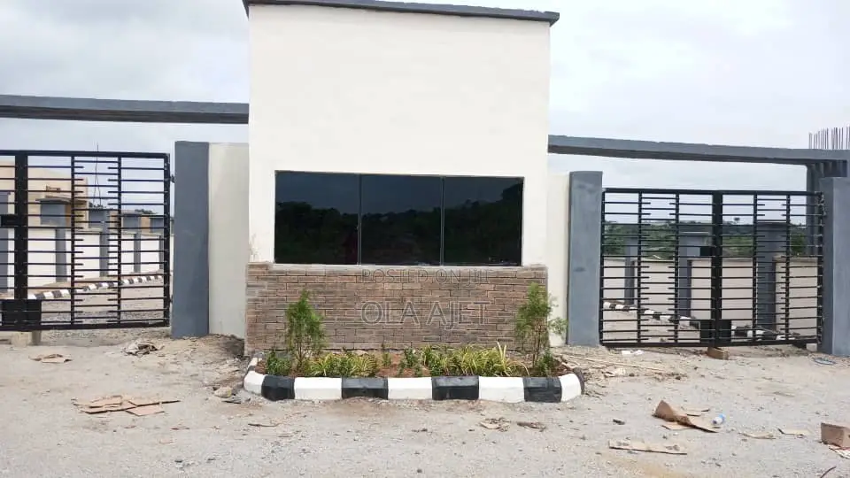 Lands for Sale in an Exclusive Estate and Polo Golf Resort in Ewekoro