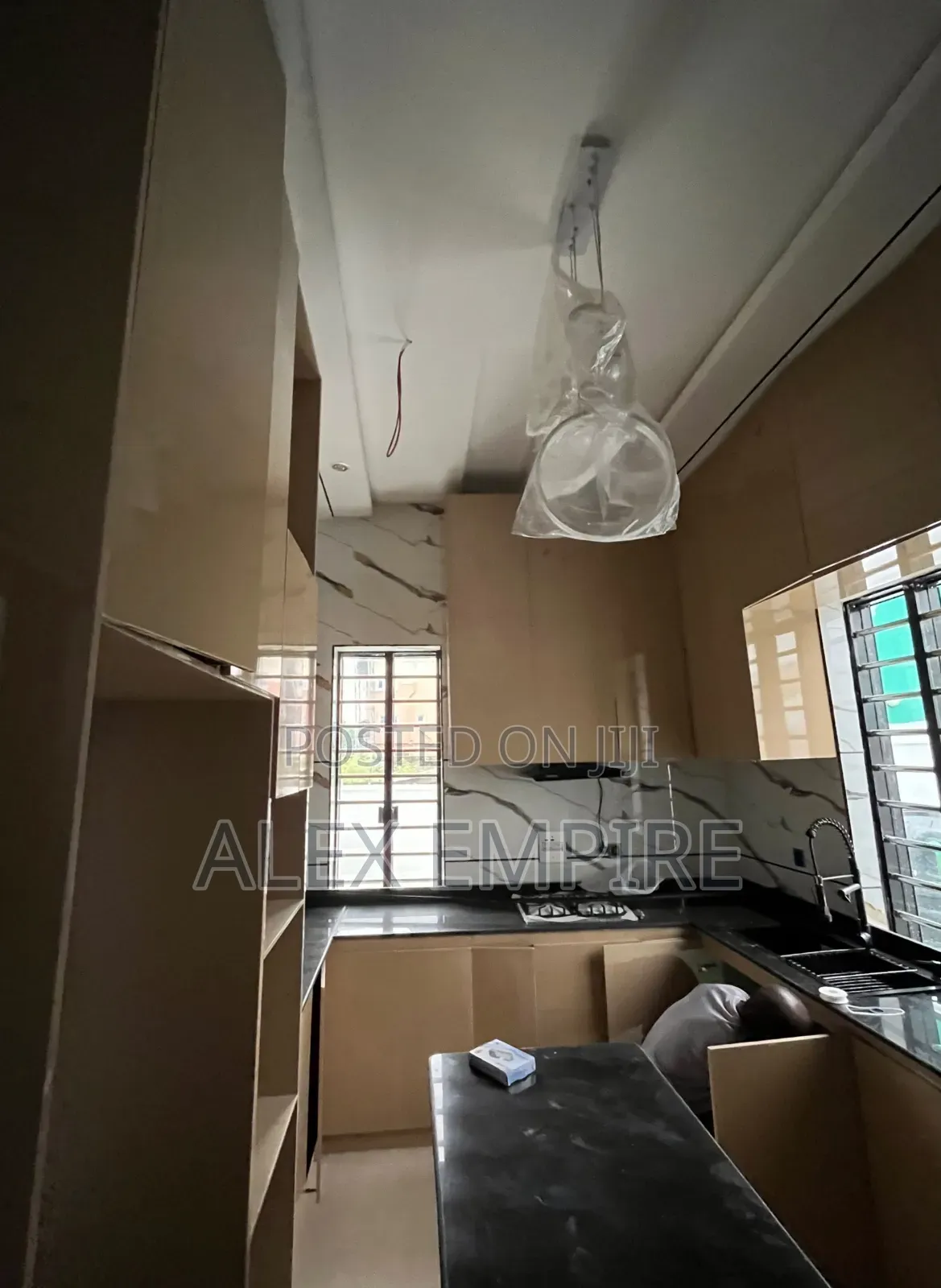 5bdrm Duplex in Ago Palace for sale in Ago Palace