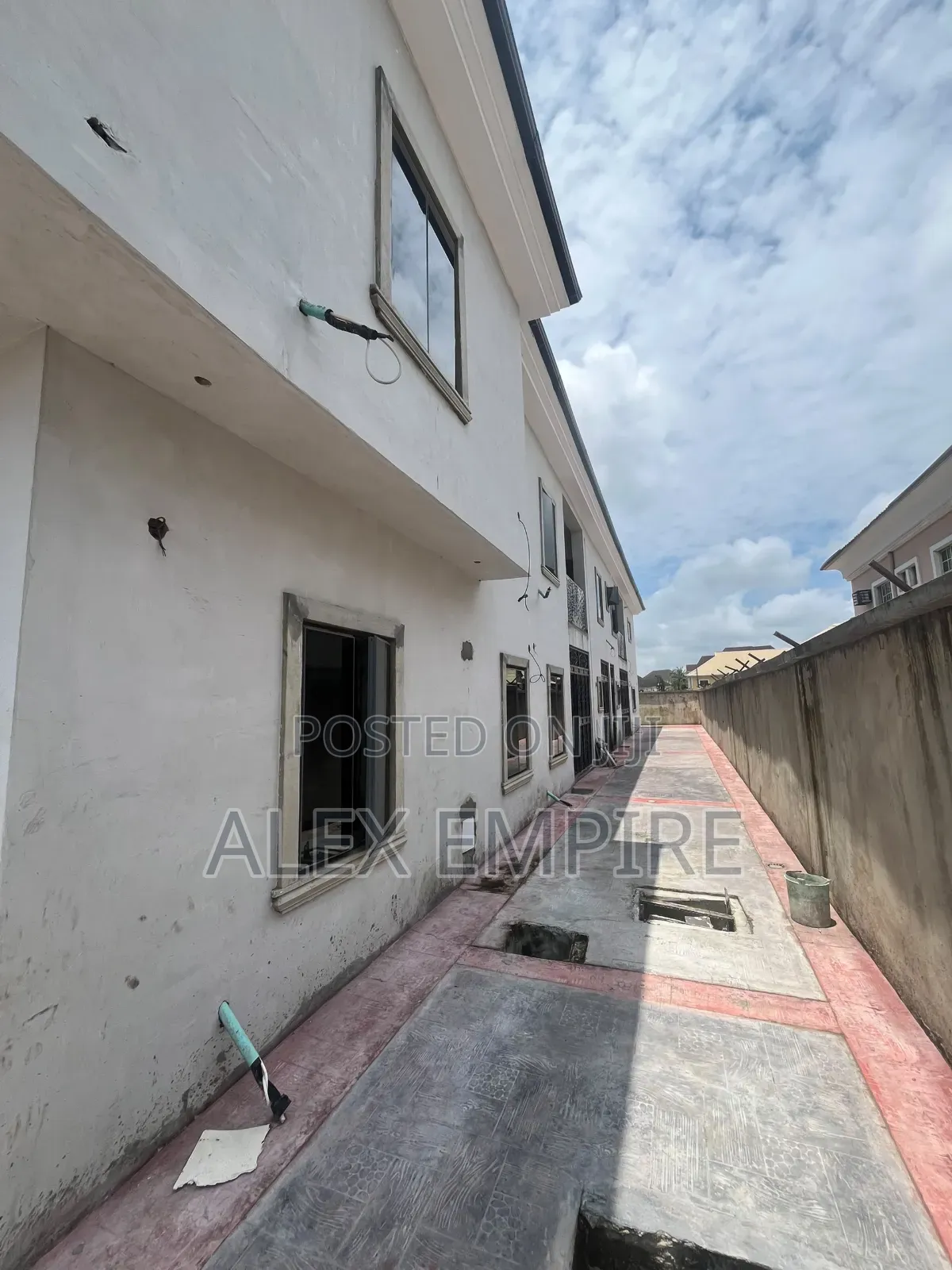 3bdrm Apartment in Festac for sale in Festac