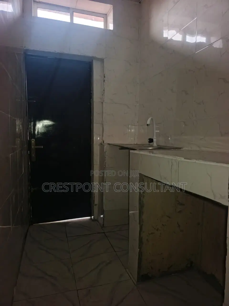 2bdrm Apartment in Ajayi Road for rent in Ajayi Road