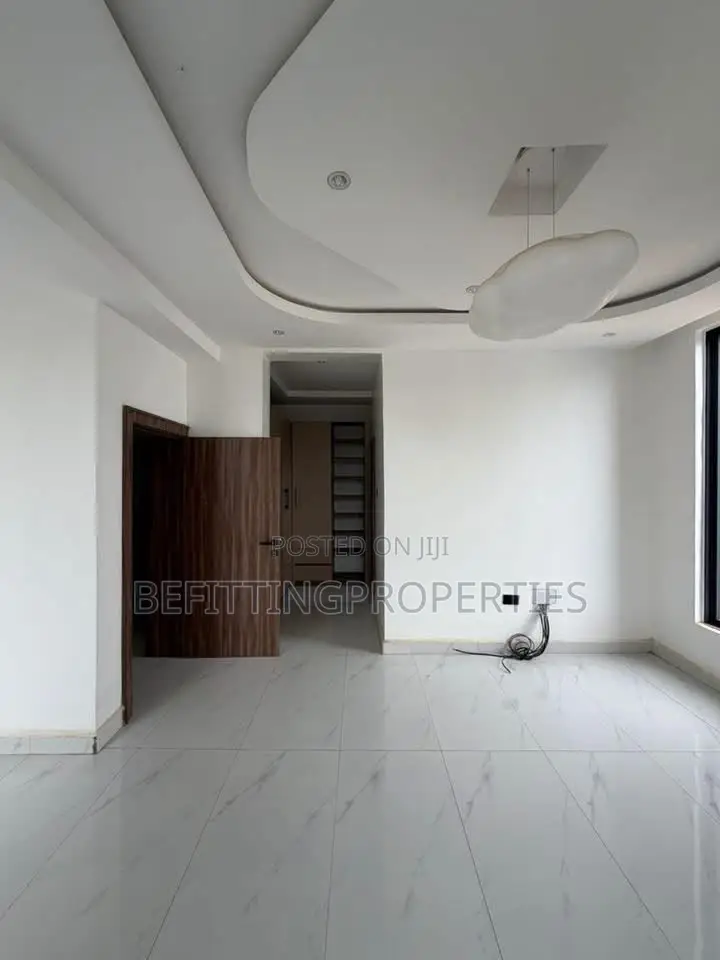 5bdrm Duplex in Abuja (FCT) for sale in Abuja (FCT)