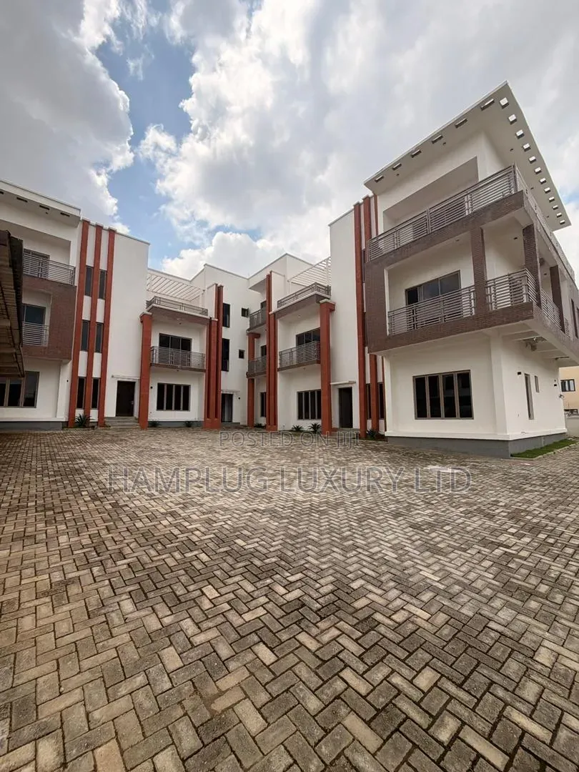 Furnished 5bdrm Townhouse/Terrace in Jahi for sale in Jahi