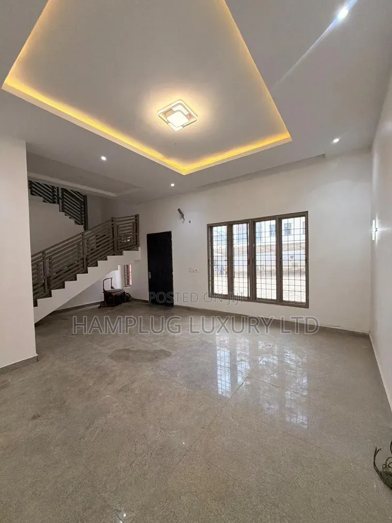 Furnished 5bdrm Townhouse/Terrace in Jahi for sale in Jahi