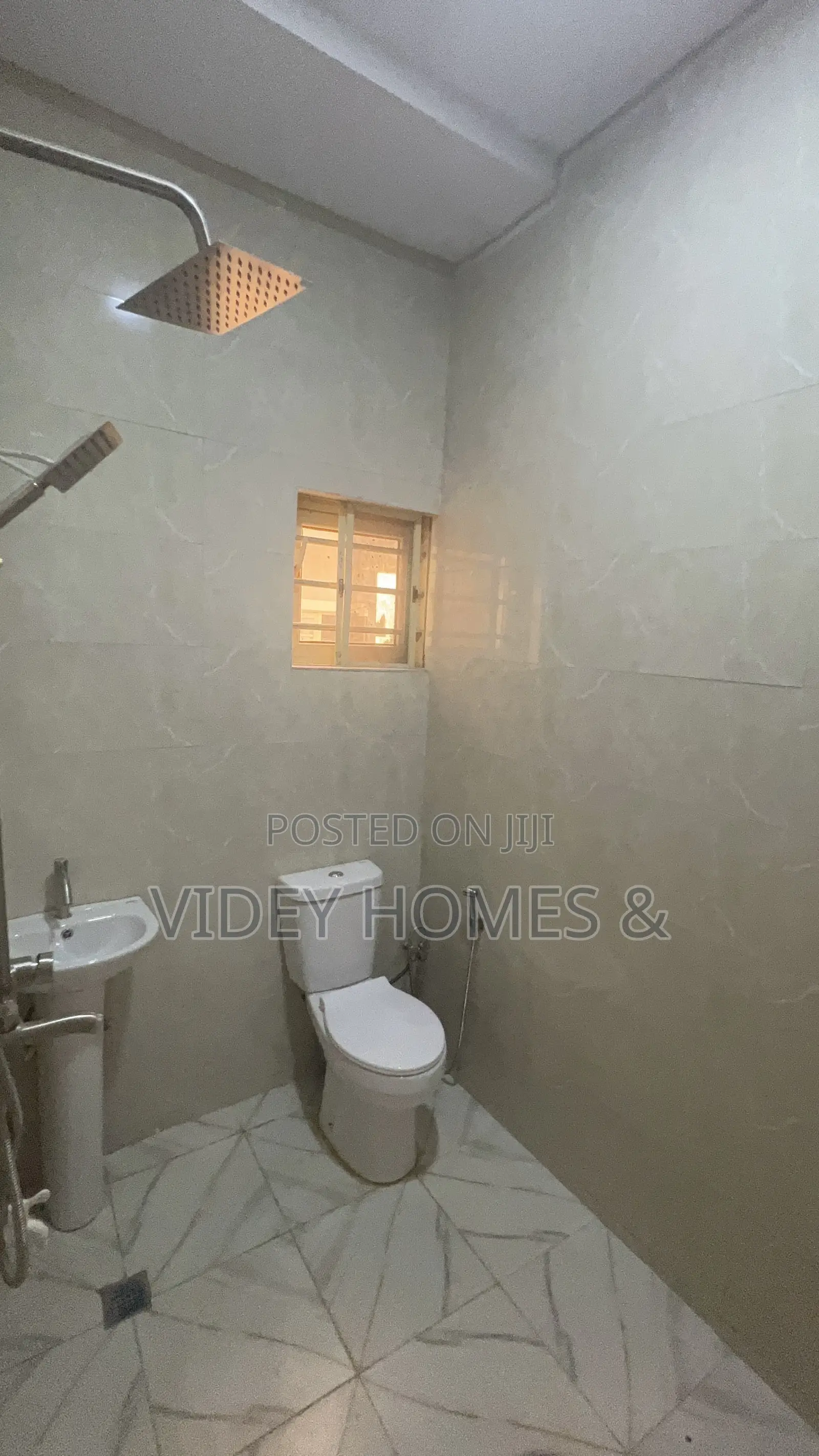 2bdrm Apartment in High Court Estate, Apo District for rent in Apo District
