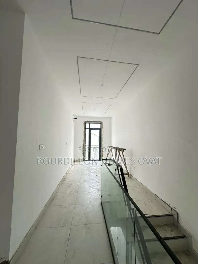 4bdrm Duplex in Orchid Lekki Lagos for sale in Lekki Expressway