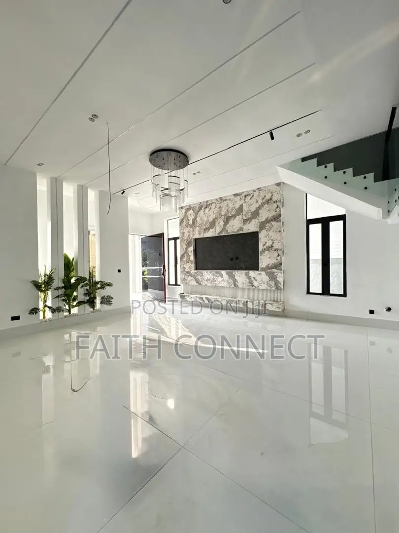 4bdrm Duplex in Ajah for sale in Ajah