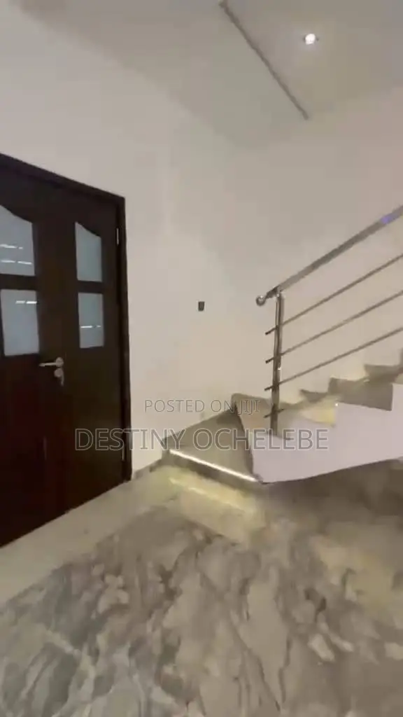 5bdrm Duplex in Life Camp for sale in Life Camp