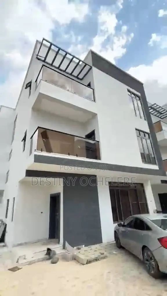 5bdrm Duplex in Mabushi for sale in Mabushi
