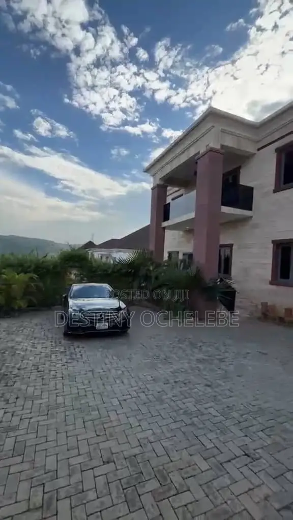 4bdrm Duplex in Naf Valley Estate, Asokoro for sale in Asokoro