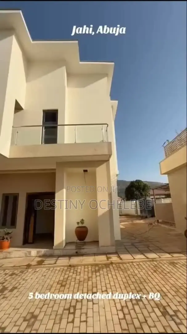 5bdrm Duplex in Jahi for sale in Jahi